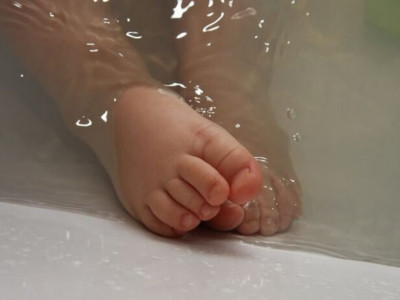 Түркістанда енесімен жанжалдасып қалған әйел сәбиін өзенге батырып өлтірген