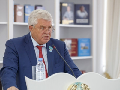 Мазамды алмаңдар! Божко Қазақстандағы ұлтшылдар туралы посты не үшін бөліскенін айтудан бас тартты