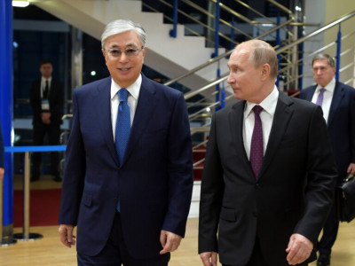 Жаңа одақтас іздеген Тоқаев және Мәскеу мен Нұр-Сұлтанның шиеленісі