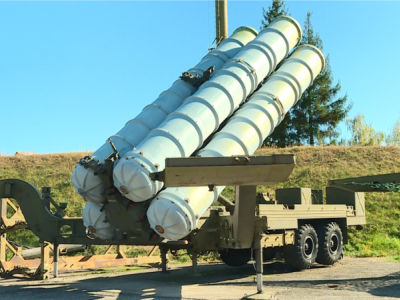 БАҚ: Ресей Санкт-Петербург түбіндегі әуе қорғанысы кешендерін Украинаға апарып жатыр