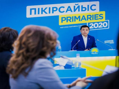 Көлгінов праймеризге қатысушылардың үгіт-насихат жұмыстарымен танысты