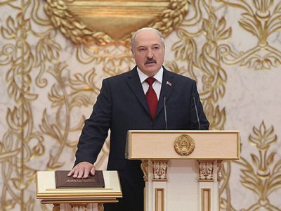 Лукашенко ант қабылдап, қызметіне кірісті...