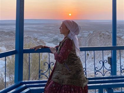Бекет Атаның аруағынан айналған Тамара Асарды жұрт “Аллаға серік қостың”, - деп жазғыруда