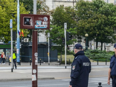 Польша ДАИШ-қа қатысы бар бес тәжікті еліне депортациялады