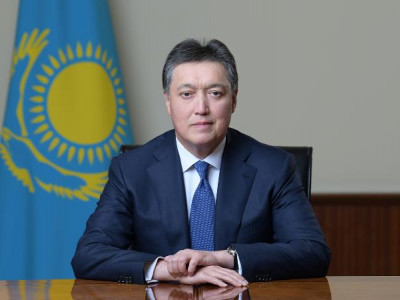 Мамин қазақстандық ұстаздарды кәсіби мерекелерімен құттықтады