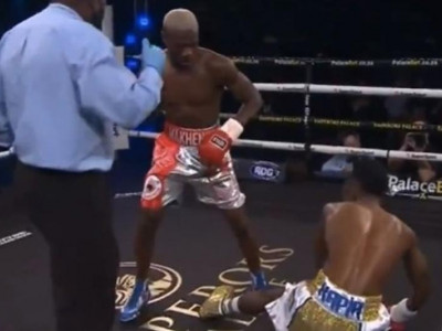 WBA және IBF титулдары үшін айқас бірінші раундта нокаутпен аяқталды