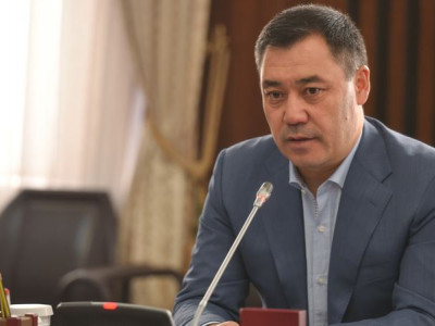 Қырғызстан президенті міндетін атқарушы Жапаров олигарх ұсталғаннан кейін экономикалық амнистия жариялады