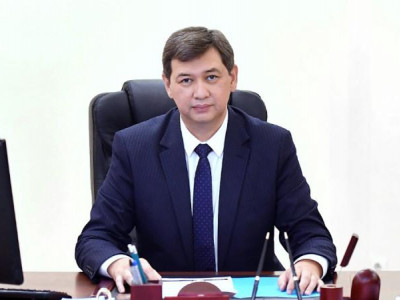 Медқызметкерлерге ай сайынғы төлемдер жыл соңына дейін жалғасады – Ерлан Қиясов