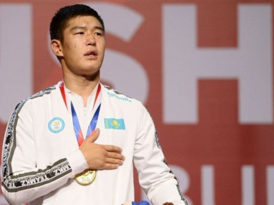 Бекзат Нұрдәулетов кәсіпқой бокстағы алғашқы жекпе-жегін жеңіспен бастады