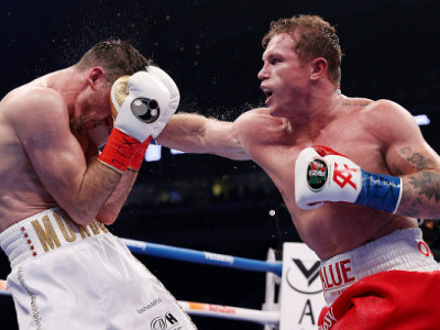 Сауль Канело Альварес британдық Каллум Смитті жеңді – видео