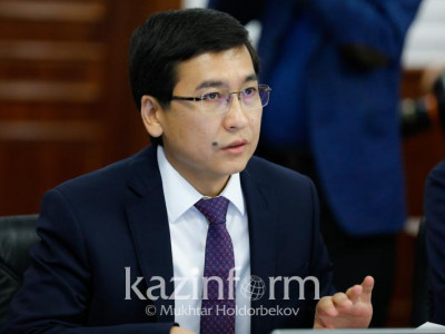 Заң аясында қатаң шаралар қабылданады – Білім министрі анасы қуып шыққан 8 жасар қыз туралы