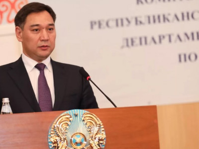 Депутат Паяев Үкіметті Жер кодексі үшін сынап тастады
