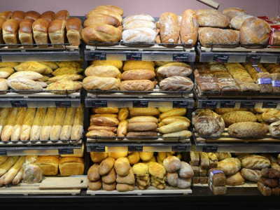 Алматы әкімдігі нан сатып алуға шектеу қойды