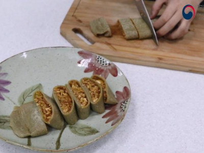 Корея елшісінің аспазы қазақстандықтарға корей тағамдарын әзірлеуді үйретеді