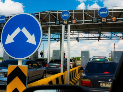 Қазақстандағы ақылы жолдардан қазынаға қанша қаражат түсетіні белгілі болды