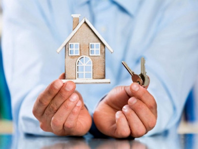 13 жыл пәтер жалдап тұрған әнші баспаналы болды - видео