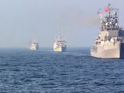 АҚШ Украинаны қолдап, Қара теңізге кемелерін жіберуі мүмкін