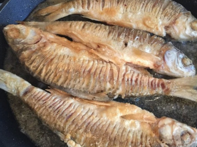 Названа самая опасная рыба для здоровья, а мы ее покупаем