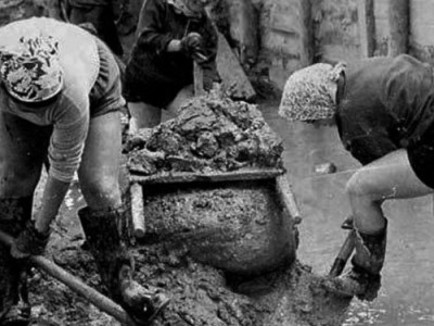 Что вытворяли с женщинами в ГУЛАГе