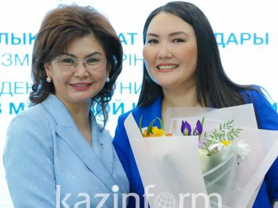 Ақпарат министрлігі БАҚ өкілдерін марапаттады