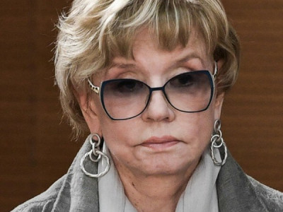 Наследство Меньшова не дает покоя: что получит его супруга