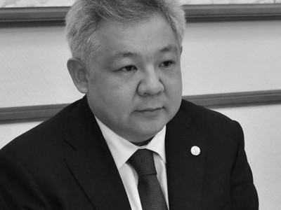 Дипломат Асхат Нұсқабай дүниеден озды