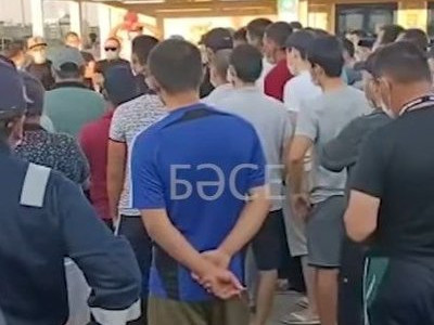 Атырауда кен орнының жүздеген жұмысшысы ереуілге шықты