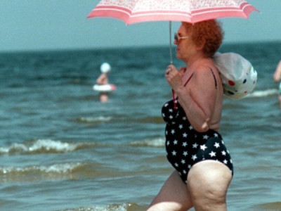 72-летняя Пугачева на пляже: вот это зрелище