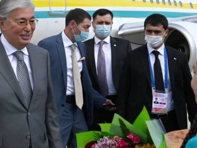 ПРЕЗИДЕНТ ЖҰМЫС САПАРЫМЕН ТҮРІКМЕНСТАНҒА КЕЛДІ