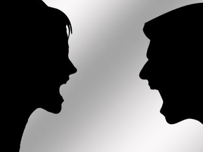 Күйеуімнен жиіркеніп тұрам...