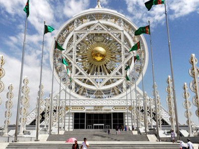 Түркіменстан: аштық жалғасуда, мемлекеттік дүкендерде азық-түлік таусылуда – БАҚ шолуы