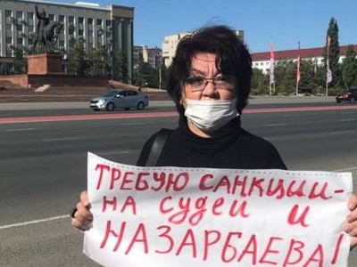 Ақтөбеде құқық қорғаушы Еуроодақты Назарбаевқа санкция салуға үндеді