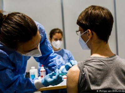 Албанияда студенттер үшін міндетті вакцинация енгізілді