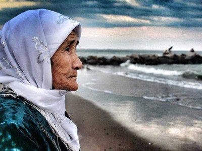 Ер адамға арналған әдемі нәзік секс массажы