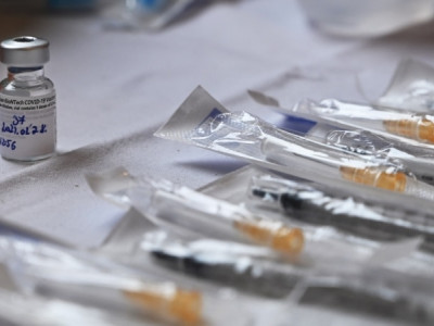 АҚШ-та Pfizer/BioNTech вакцинасын 5-11 жастағы балаларға сала бастайды