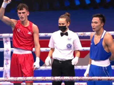 Бокстан ӘЧ: Қазақстан Санатәлі Төлтаевтың даулы жеңілісінен кейін апелляцияға берді