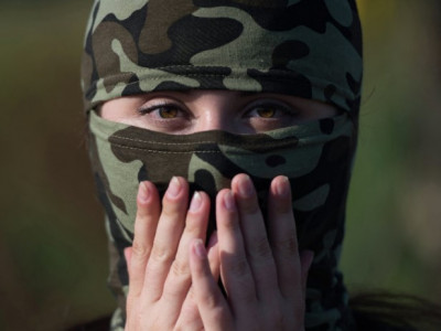 «Командирмен сөзге келіп, бір апта жоғалып кетті»: Әскерден есі ауысып келген сарбаздың досы сұмдық жайттың бетін ашты