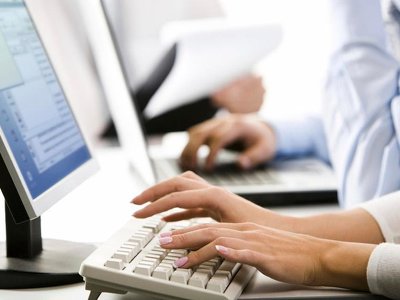 «Еңбек» бағдарламасы: Семейде 50 жобаға қаржылай қолдау көрсетілді