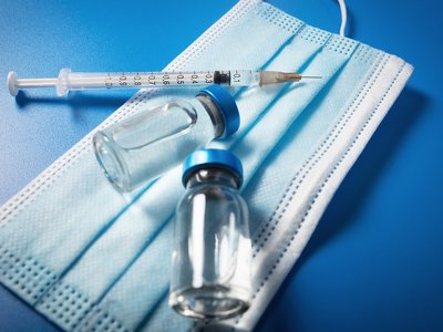 Ералы Тоғжанов QazVac туралы: «Қолда бардың қадірі жоқ»