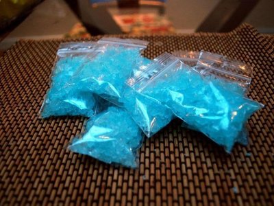 Атырауда 30 жастағы жігіттен жарты келіге жуық синтетикалық есірткі тәркіленді