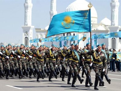 Әскерилерді запасқа шығару және жастарды әскерге шақыру туралы жарлық шықты 