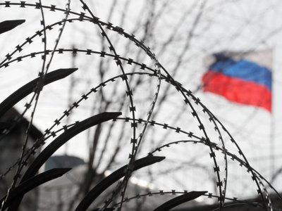 Омбудсмен: ЛХР төңірегіндегі елдімекен халқынан Украина паспортын күшпен алып жатыр