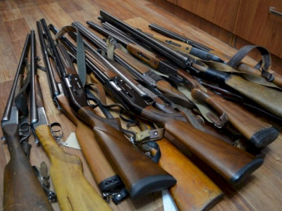 Қазақстандықтар 1 мыңнан астам қару-жарақты полицияға тапсырған