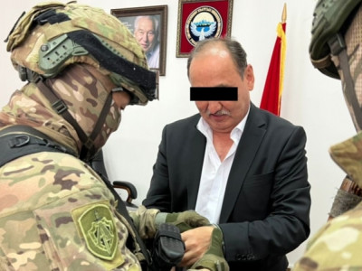 Қырғызстанда денсаулық сақтау министрі ұсталды