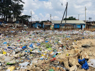 Заңсыз орналасқан қоқыс орындары тазаланып жатыр