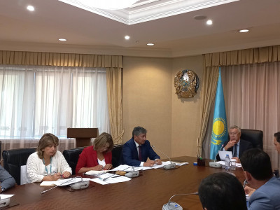 Астық пен ұн экспортына шектеулер алынып, мал экспорттауға квоталар белгіленді