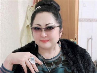 Аузыңа ие бол, сорлы: Мақпал Жүнісова желіде оқырманымен сөзге келіп, басы дауға қалды