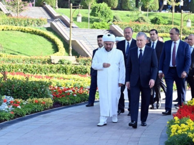 Мирзияев Совет одағында репрессиялаған өзбек азаматтарын еске алды