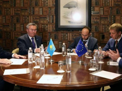 Қасым-Жомарт Тоқаев Еуропалық Кеңестің президенті Шарль Мишельмен кездесті