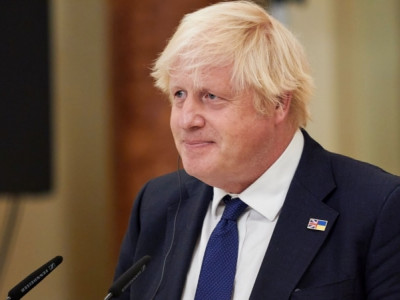 Джонсон Ұлыбритания премьерлігіне қайта ұмтылмайтынын мәлімдеді